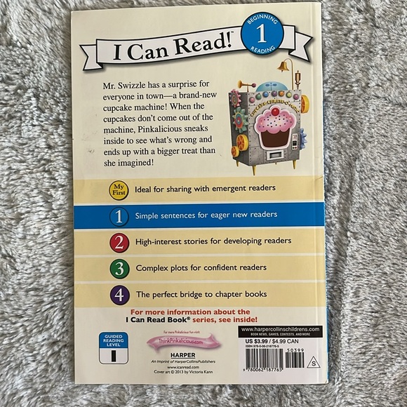 Pinkalicious I Can Read 1  3 book bundle beginning
  Readers - Picture 2 of 8